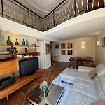 Apartment Isola