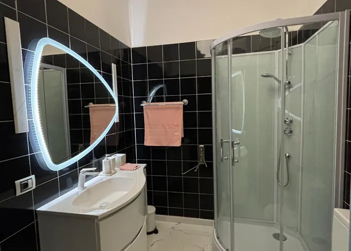 Isola * Ментона